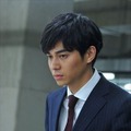 「デスノート 2016」東出昌大が演じるデスノートヲタクの主人公の新たな場面写真公開