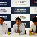 発表会に登壇したNEDOロボット・AI部プロジェクトマネージャー 安川裕介氏、千葉工業大学未来ロボット技術センター主席研究員 吉田智章氏、同センター所長 古田貴之氏、三菱重工業エネルギー・環境ドメイン原子力事業部主幹技師 大西献氏（7月12日、東京・品川 三菱重工業本社にて）