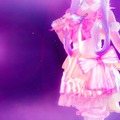 「サイリウムチェンジ！」の声でコスプレ衣装が光り輝く！ 音声認識を取り入れた“らぁら”の電飾衣装が見事な完成度