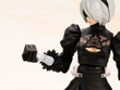 “自爆モード”でふとももが露わに！『NieR:Automata』より「2B(ヨルハ二号B型)」がプラモ化 画像
