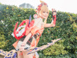 【コスプレ】人懐っこい笑顔と溌剌としたポージングが魅力的！『原神』宵宮の美女レイヤーが一足早く夏をお届け【写真8枚】 画像