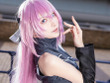 【コスプレ】スラリと伸びる手足と美しいポージングが作り出す圧巻の歌姫オーラ！立ち姿が絵になる巡音ルカが凄すぎる【写真10枚】 画像