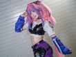 【コスプレ】抜群のメイクセンスに美くびれが際立つスタイル作りまで！美しさを徹底追求したホロライブ「ヴィヴィ」レイヤー【写真9枚】 画像