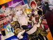 【コスプレ】へそ出し衣装が似合う！香港で見つけた美女コンパニオンの小悪魔姿が妖艶すぎた【写真6枚】 画像