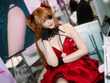 【コスプレ】真紅のミニドレスにタイツとハイヒールで美脚が際立つ！香港美女の「エヴァ」アスカのオーラがすごい【写真7枚】 画像