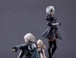 『ニーア』シリーズ15周年記念！「2B」ら3人が一緒になったスタチューフィギュア、CD、書籍がセットになった特別なBOXが予約受付開始 画像
