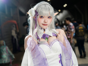 【コスプレ】表情も仕草も可愛すぎる“エミリアたん”に一目惚れ！美人レイヤーが魅せる色白エルフが眩しい【写真12枚】 画像