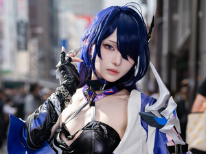 【コスプレ】鎖骨から胸元の流れるような曲線美がもはや芸術！人気レイヤーが『崩スタ』黄泉を圧倒的な美しさで実写化【写真8枚】 画像