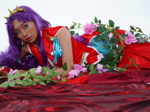 【コスプレ】戦いの中で育まれる百合が尊い！水星の魔女、まどマギ、リコリコ、ウテナの美女コスプレまとめ【写真39枚】 画像