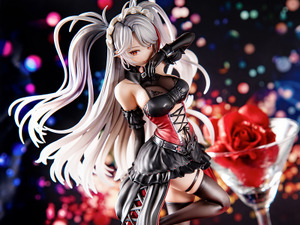 悪戯っぽく微笑む口元から舌先がチラリ…『アズレン』より「プリンツ・オイゲン：この夜に酔いしれ」フィギュアがクールでミステリアス 画像