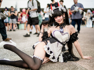 【コスプレ】台湾美女の『アズレン』熊代のメイド姿が妖艶！ガーターベルト＆ニーハイの美脚の破壊力を見よ【写真9枚】 画像