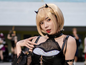 【コスプレ】台湾美女のへそ出しサキュバス姿に魅了される人続出！？くびれとスラリとした美脚にご用心ください【写真9枚】 画像
