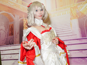 【コスプレ】自作ドレスが美しいマリーアントワネットから、アクの強いゴルドルフまで！「FGOフェス」コスエリアが大盛り上がり【写真50枚】 画像