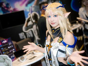 【コスプレ】香港のイベントに現れた『鳴潮』カルテジアの美女レイヤー！隙がないスレンダーなスタイルを披露する【写真8枚】 画像