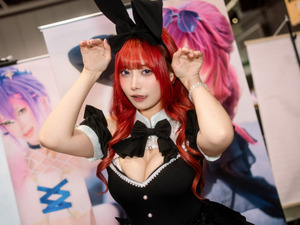 【コスプレ】香港美女のバニーガールはお好きですか？ガーターベルト＆ストッキングの美脚が大胆すぎる【写真9枚】 画像