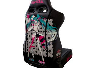 「初音ミク」デザインのスポーツシート、2025年版は「エルゴスター」、ブリッドが22万円で期間限定オーダー開始 画像