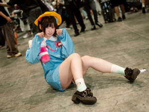 【コスプレ】香港で見かけた制服美女があまりにキュートすぎる！？あどけない表情とスラリとした美脚があざと可愛い【写真8枚】 画像