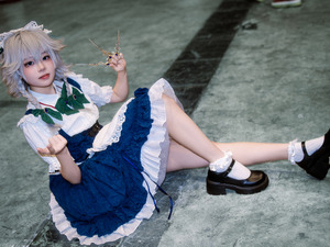 【コスプレ】スレンダー美女が魅せる『東方Project』十六夜咲夜が尊い！クールな表情とメイド服が似合いすぎる【写真6枚】 画像
