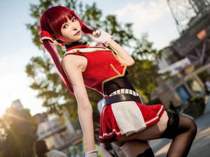 【コスプレ】宝鐘マリン船長が名古屋に降臨！ミニスカ×ニーハイが輝く美ボディでポージングも完璧すぎる【写真8枚】 画像