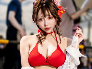 【コスプレ】『NIKKE』サクラの夏衣装が魅惑的すぎる！脅威の3サイズを持つ美女レイヤーに思わず釘付け【写真6枚】 画像