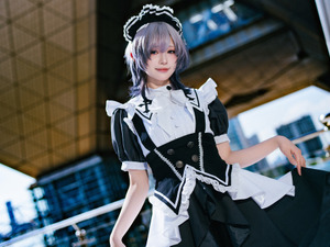 【コスプレ】ニーハイ×清楚なメイド衣装が似合いすぎ！美女レイヤーの月海つくねがマジカルメイド姿で魅了する【写真8枚】 画像