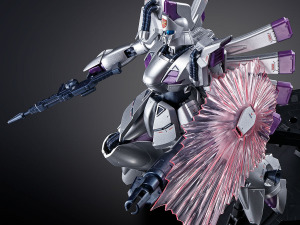 メタリックな銀装甲が映える…！ガンプラ「RE/100 ビギナ・ギナ ［エクストラフィニッシュ］」がプレバンで再販 画像