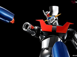 「マジンガーZ 革進」が元祖超合金を思わせる“シルバーメッキ仕様”で新登場！ロケットパンチや腹部ミサイルなどのギミックもバッチリ決まる 画像