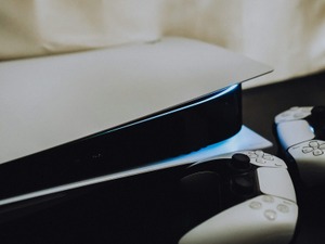 ハプティック×アダプティブ対応！PS5純正コントローラー特価 画像