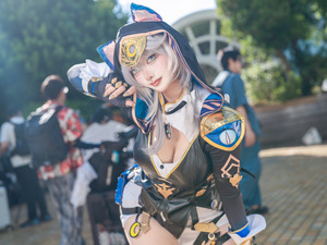 【コスプレ】猫っぽい表情に躍動感のあるポージングが魅力的！『崩スタ』サフェルのしなやかな美スタイルが可愛いすぎた【写真7枚】 画像