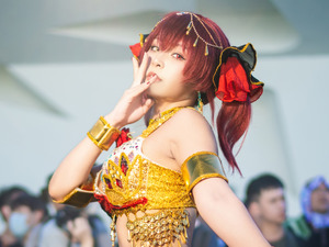 【コスプレ】踊り子姿の「宝鐘マリン」が妖艶さたっぷり！台湾美女の曲線美にいつまでも見惚れてしまいそう【写真8枚】 画像