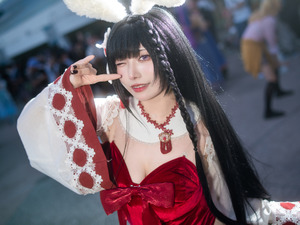 【コスプレ】上はウサ耳巫女、下はハイレグ美脚のギャップがすごい！香港美女の『アズレン』大山が清楚なのにセクシーすぎた【写真7枚】 画像