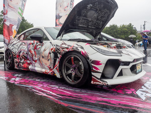人気VTuberにウマ娘、初音ミクまで！雨にも負けなかった痛車＆痛バイクを取材【第九回 天下無双 東西最強痛車決戦 フォトレポ】 画像