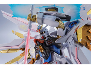 METAL ROBOT魂「マイティーストライクフリーダムガンダム 最終決戦Ver.」がいよいよ予約開始！ダメージ表現を新規造形、頭部横に置ける「ラクス」も付属 画像