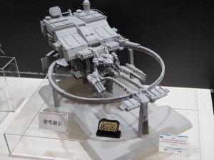 『アーマード・コア6』序盤の大ボス「バルテウス」が立体化！印象的な“全周囲ミサイルランチャー”も目を引く再現度 画像