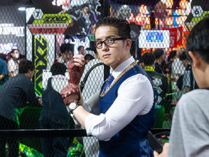 【コスプレ】待ち時間が最長200分超え！？TGS2025で見かけた『VALORANT』ナイトマーケットの店員がいかつ過ぎて最高【写真8枚】 画像
