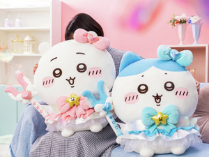 「まじかるちいかわ」を中心に、日常使いできる新商品が本日10月24日11時より発売！魔法少女姿の超BIGおすわりぬいぐるみ受注販売も 画像