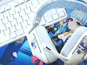 これは“綾華推し”にとって最高の神器かもしれない―「ロジクールG」×『原神』コラボのキーボード&ヘッドセット“神里綾華特別モデル”を触ってみた！ 画像