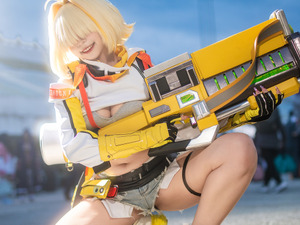 【コスプレ】NIKKE、鳴潮、アズレン…人気ゲーム揃い踏み！躍動する曲線美で魅せる美女レイヤー8選【写真29枚】 画像