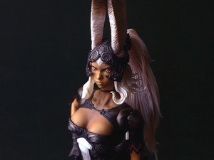 『FF12』“フラン”のフィギュアが美しい…！見惚れる褐色肌に、お腹がうっすら透けるシースルー前掛けも完璧な再現度 画像