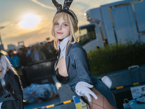 【コスプレ】ウクライナ美女の『NIKKE』やスタイル抜群な「そに子」が“背中”で魅せる！「コミケ107」美女レイヤー8選【写真34枚】 画像