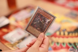 『遊戯王』コンボデッキの祭典！800人以上のデュエリストが集結した「第8回AAオフSP」現地レポ
