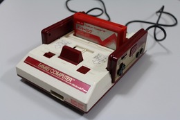 “箱”だけ見てファミコンのゲームを選ぶ!? 「テレビ千鳥」で「ファミカセの隠れた名作探すんじゃ!!」が放送へ
