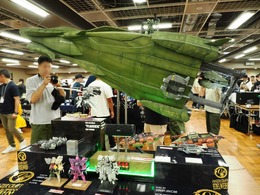 制作期間7年...！1/144スケールの特大「ガランシェール」があまりにデカ過ぎた！「NEXT MODELERS EXPO '25」フォトレポート【前編】