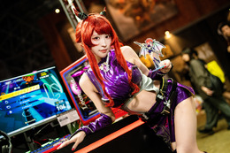 MSIオリジナルキャラクター 魔龍姫「 NIA 」/猫田あしゅ(X:@Nekota_Ashu)
