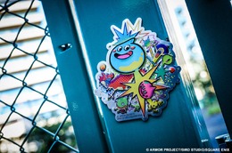 カラフルでスタイッシュ！スクエニ公式ショップで渋谷をイメージした“スライム&チョコボ”アルミマグネットが発売