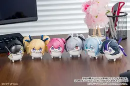 『勝利の女神:NIKKE』謎生物「DORO」が電動ホビーに! “専用ドッグラン”と共に登場ーシークレットは「金のDORO」