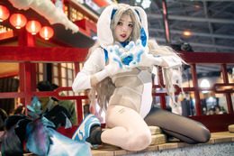 ビタースウィート・バニー(ダリアン)/XUXU 星野秀奈(X:@xuxu0330)【日本】