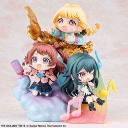 『学マス』Re;IRISの3人がデフォルメフィギュア化！SSDの雲に乗る姿などそれぞれの個性を演出ー限定描き下ろしクリアカードも付属