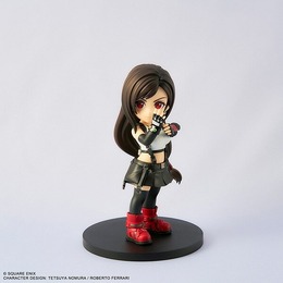 『FF7』クラウドやティファたち全8種!表情&ポーズ変更を楽しめるデフォルメフィギュア「アドラブルアーツ」が再受注