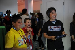 E3 2014で行われた「Nintendo Kids Corner」の様子。会場では、招待された子供たちが宮本茂氏といっしょに最新作を試遊する姿も見られました